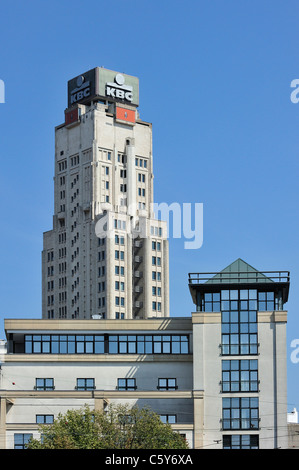 La Boerentoren / Tour des agriculteurs / Tour KBC dans un style Art déco est l'un des premiers gratte-ciel d'Europe, Anvers, Belgique Banque D'Images