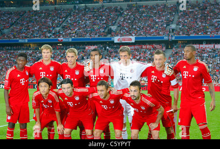 L'équipe du FC Bayern München qui pose pour photo de groupe Banque D'Images