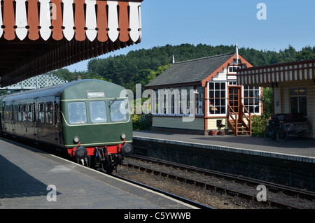 Diesel de la classe 101 à Weybourne station sur le chemin North Norfolk Banque D'Images