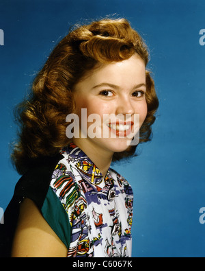 SHIRLEY TEMPLE actrice nous à propos de 1943 Banque D'Images