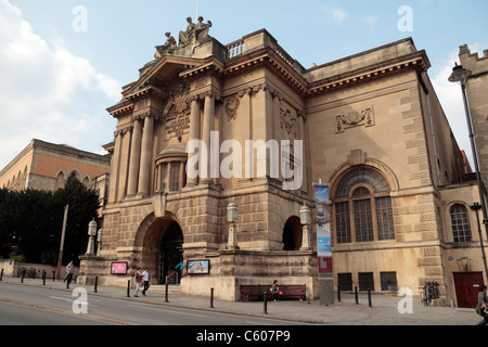 Le City Museum & Art Gallery à Bristol, Angleterre. Banque D'Images