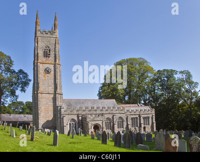 L'église St Andrews, Okehampton, Devon, Angleterre Banque D'Images