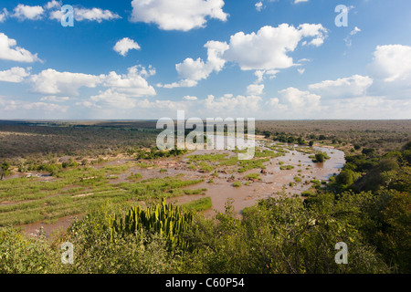 Olifants River, vue de Olifants rest camp, Kruger National Park, Afrique du Sud Banque D'Images