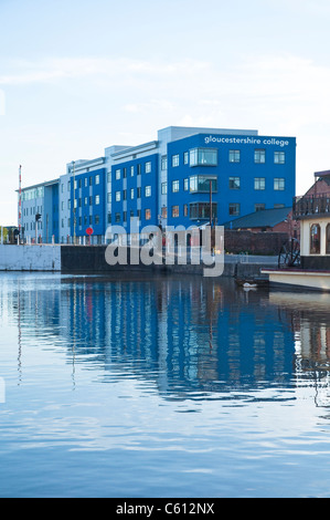 Gloucestershire College, quais de Gloucester, Gloucestershire, Royaume-Uni. Banque D'Images