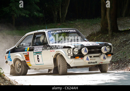 Bjorn Waldegard 1975 ex du RAC rally gagner Ford Escort MK2 RS1800 avec chauffeur David Watkins. 2011 Goodwood Festival of Speed. Banque D'Images