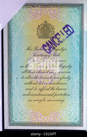 Annulé passeport britannique avec coin coupé Banque D'Images