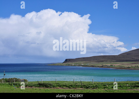 Baie de Quoys, à l'île de Hoy, Orcades, en Écosse. Banque D'Images