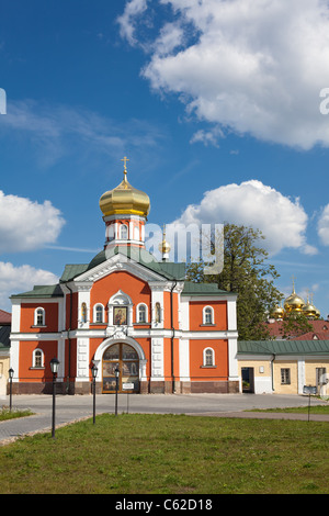 Le monastère d'Iveron. Fédération de Valdaisky Iversky Svyatoozersky Bogoroditsky monastère en ville Valday, Russie Banque D'Images