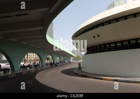 La principale gare routière à Abu Dhabi, Émirats Arabes Unis Banque D'Images