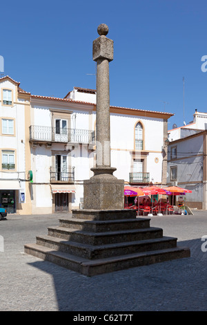 Pilori de Castelo de Vide. L'endroit où le service public de la justice, a été exécuté. Le district de Portalegre, Alto Alentejo, Portugal. Banque D'Images