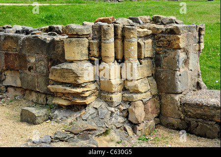 Château de Pontefract, West Yorkshire, Royaume-Uni. Détail de la chapelle wall Banque D'Images