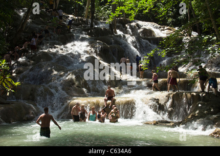 Chutes Dunns à Ocho Rio, Jamaïque Banque D'Images