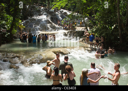 Chutes Dunns à Ocho Rio, Jamaïque Banque D'Images