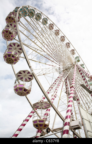 La grande roue sur la plage de Bray Banque D'Images