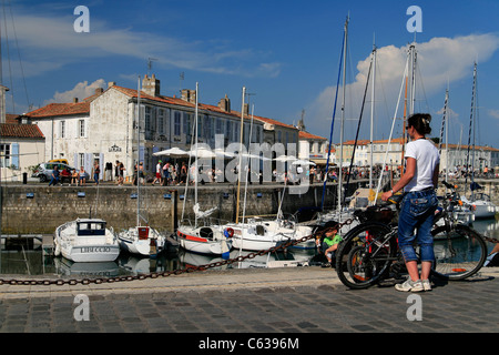 Le port de St Martin de Ré (Ile de Ré, Alpes Maritimes, France). Banque D'Images