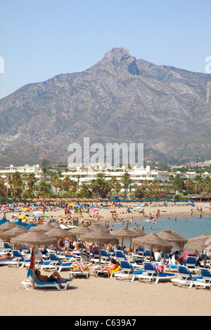 Buddha Beach à Puerto Banus, Marbella, Espagne Banque D'Images