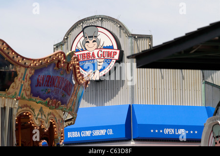 Voyage californien de San Francisco - Fisherman's Wharf - Pier 39 Bubba Gump Shrimp Co Banque D'Images