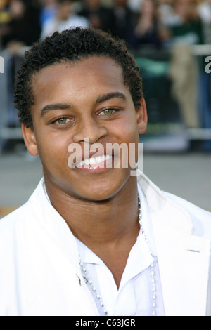 Robert Ri'Chard aux arrivées de HOUSE OF WAX premiere, Los Angeles, CA, le 26 avril 2005. Photo par : Effie Naddel/Everett Collection Banque D'Images