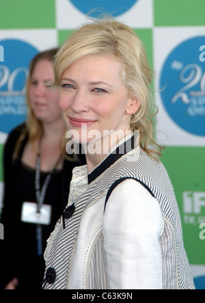 Cate Blanchett aux arrivées pour 20e IFP Independent Spirit Awards, Los Angeles, CA, samedi, 26 février 2005. Photo par : John Banque D'Images