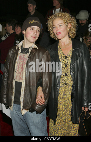 Amy Irving aux arrivées pour THE ARISTOCRATS Premiere par Universal Pictures, le Ziegfeld Theatre, New York, NY, le 30 octobre 2005. Photo par : Gregorio Binuya/Everett Collection Banque D'Images