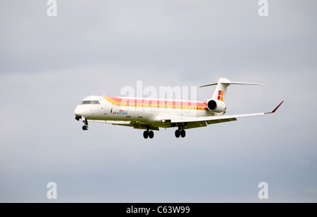 Vol Air Nostrum, à l'atterrissage à l'aéroport de Dublin Banque D'Images