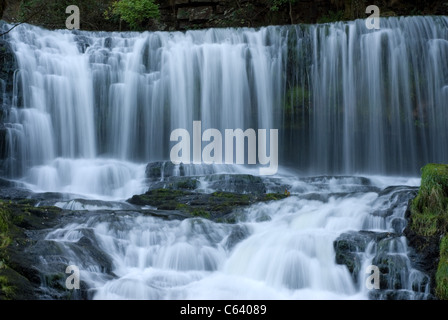 Sgwd fias Oisans-gwyn - Cascade - Brecon Beacons National Park de Brecon Beacons - Pays de Galles, Royaume-Uni Banque D'Images