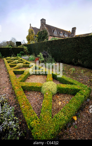 Boîte de nain de trésorerie à Cothay Manor près de Wellington, Somerset UK Banque D'Images