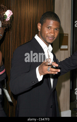 Arrivées à Usher pour l'ASCAP Pop Music Awards, Beverly Hilton Hotel, Los Angeles, CA, 16 mai 2005. Photo par : Effie Naddel/Everett Collection Banque D'Images