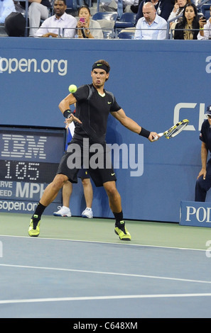 Rafael Nadal au tournoi de tennis US Open 2010 - MAR, l'USTA Billie Jean King National Tennis Center, le rinçage, NY Banque D'Images