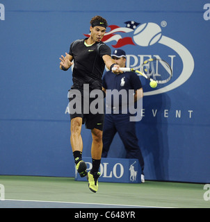 Rafael Nadal au tournoi de tennis US Open 2010 - MAR, l'USTA Billie Jean King National Tennis Center, le rinçage, NY Banque D'Images