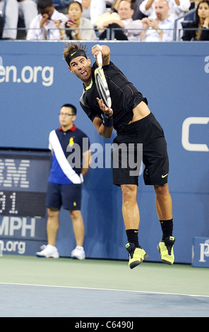 Rafael Nadal au tournoi de tennis US Open 2010 - MAR, l'USTA Billie Jean King National Tennis Center, le rinçage, NY Banque D'Images