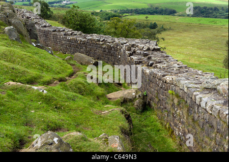 Mur d'Hadrien, Walltown rochers escarpés, Greenhead, Northumberland, England, UK Banque D'Images