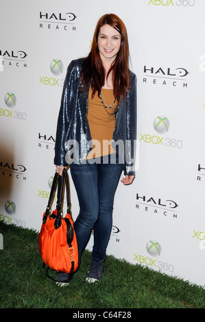 Felicia Day aux arrivées pour XBOX 360 Fête de lancement pour HALO : REACH, Rob Dyrdek Fantasy Factory, Los Angeles, CA Septembre 8, 2010. Photo par : Sara Cozolino/Everett Collection Banque D'Images