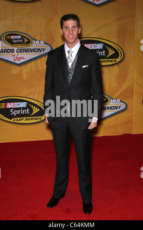 Kenny Hamlin présents pour la NASCAR Sprint Cup Series Awards Cérémonie, le Wynn Las Vegas, Las Vegas, NV, le 3 décembre 2010. Photo par : MORA/Everett Collection Banque D'Images