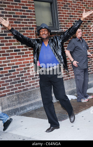 Jimmy Cliff, visite le 'Late Show With David Letterman' dehors et environ pour la célébrité CANDIDS - lundi, , New York, NY 12 juillet 2010. Photo par : Ray Tamarra/Everett Collection Banque D'Images