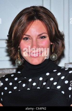 Luann comtesse de Lesseps présents pour une vie dans la soirée d'ouverture du théâtre de Broadway, Schoenfeld Theatre, New York, NY 12 Octobre, 2010. Photo par : Gregorio T. Binuya/Everett Collection Banque D'Images