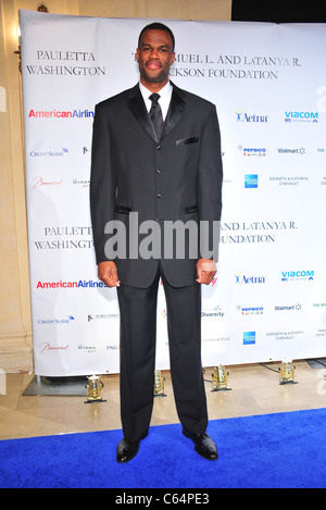 David Robinson aux arrivées de Gala bleu pour Spelman College, l'hôtel Plaza, New York, NY Le 4 octobre 2010. Photo par : Gregorio T. Binuya/Everett Collection Banque D'Images