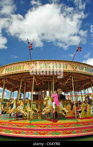Carousel au Régate de Paignton, Brixham, juste Tor Bay, Devon, Angleterre, Royaume-Uni Banque D'Images