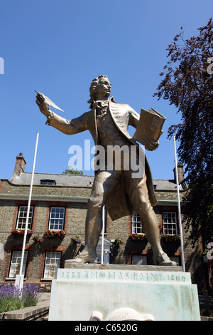 Statue de Thomas Paine Thetford Norfolk Banque D'Images