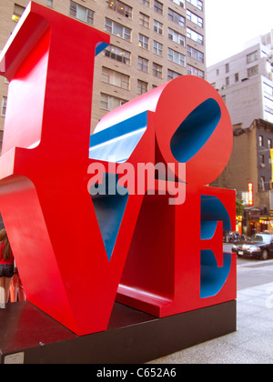 Sculpture Love de Robert Indiana dans NYC Banque D'Images