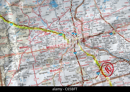 Carte routière des USA avec trajet prévu à l'highlighter par Minneapolis Minnesota usa Banque D'Images