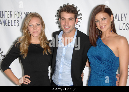 Eloise Mumford, James Wolk, Adrianne Palicki aux arrivées pour PaleyFest Automne 2010 FOX TV aperçu parti, le Paley Center for Media, Los Angeles, CA Septembre 13, 2010. Photo par : Michael Germana/Everett Collection Banque D'Images