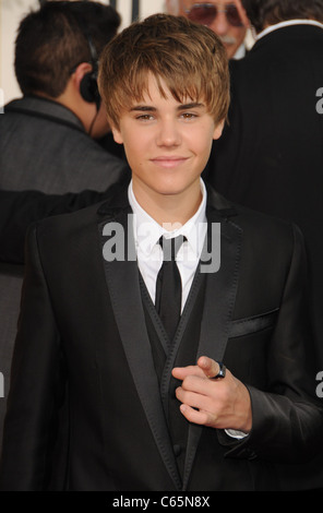 Justin Bieber à arrivés pour la Hollywood Foreign Press Association 68e Golden Globes Awards annuels - Arrivées, Beverly Hilton Hotel, Los Angeles, CA, 16 janvier 2011. Photo par : Dee Cercone/Everett Collection Banque D'Images