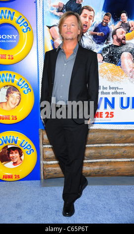 David Spade aux arrivées pour grandes personnes Premiere, le Ziegfeld Theatre, New York, NY Le 23 juin 2010. Photo par : Gregorio T. Binuya/Everett Collection Banque D'Images
