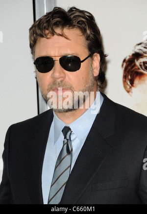 Russell Crowe au niveau des arrivées pour les trois prochains jours Premiere, Directors Guild of America (DGA) Theatre, Los Angeles, CA 16 novembre 2010. Photo par : Dee Cercone/Everett Collection Banque D'Images