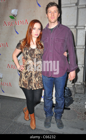 Zoe Lister-Jones, Guest présents pour la soirée d'ouverture d'Arcadia sur Broadway, Ethel Barrymore Theatre, New York, NY Le 17 mars 2011. Photo par : Gregorio T. Binuya/Everett Collection Banque D'Images