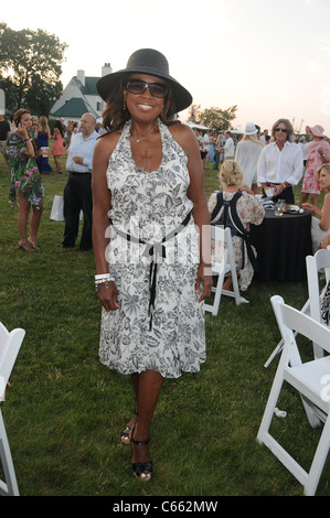 Star Jones au Magazine HAMPTONS Clambake annuel, Montauk Yacht Club, Montauk, NY 17 juillet 2011. Photo par : Rob riche/Everett Collection Banque D'Images