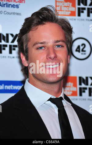 Armie Hammer aux arrivées pour le 48e Festival du Film de New York Premiere Soirée d'ouverture du réseau social, Alice Tully Hall au Lincoln Center, New York, NY Le 24 septembre 2010. Photo par : Gregorio T. Binuya/Everett Collection Banque D'Images