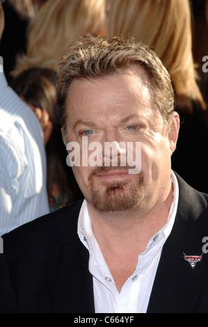 Eddie Izzard au niveau des arrivées pour les voitures 2 Première mondiale, El Capitan Theatre, Los Angeles, CA, 18 juin 2011. Photo par : Michael Germana/Everett Collection Banque D'Images