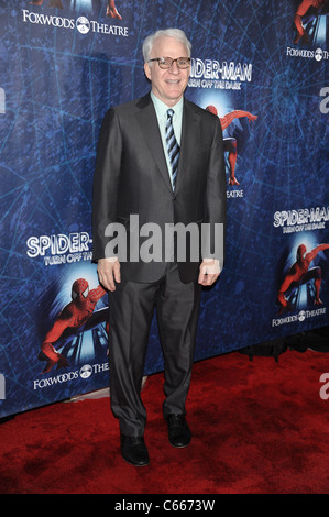 Steve Martin présents pour Spider-Man : Turn Off The Dark à Broadway de la soirée d'ouverture, le Foxwoods Theater, New York, NY Juin Banque D'Images